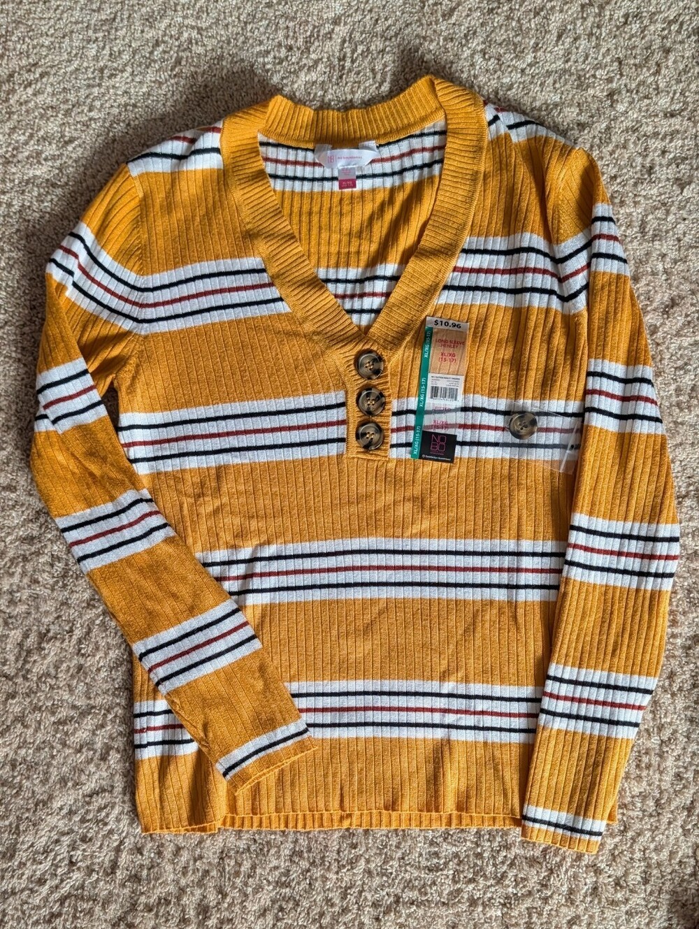Bundle Of Clothes - Picture 4 of 7